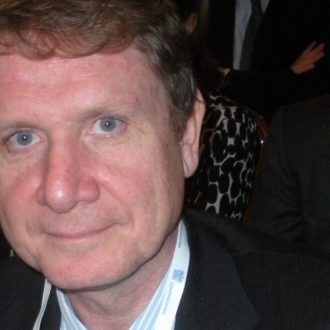 Copertina di Caracciolo va in tivù: l’esperto vero nel deserto conformista