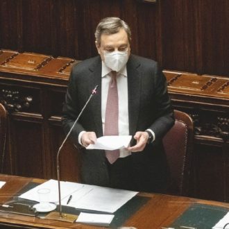 Copertina di Catasto e gas russo: crisi di nervi in aula per Draghi