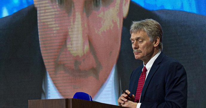 Ucraina, Cremlino: “Ultimatum di Trump? Prendiamo atto, ma la guerra continua”. 22 morti nei raid di Mosca