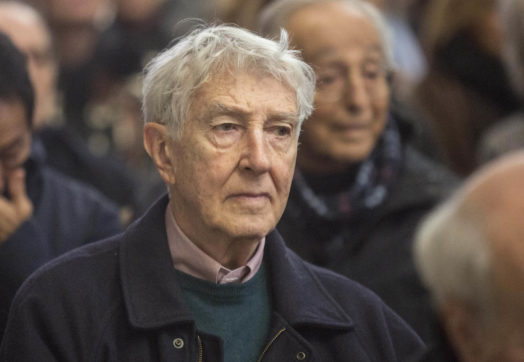 Vendita Espresso, Augias critica Elkann in tv: “I giornali non sono acciaierie o fabbriche, hanno un’anima: maneggiarli con cura”