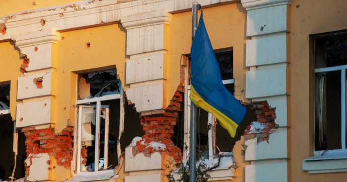Ucraina, dopo il sindaco di Melitopol le armate russe rapiscono anche quello di Dniprorudne. Kiev: “Crimini di guerra ormai sistematici”