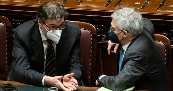 Tutti contro il Mef: “Adesso serve nuovo deficit”