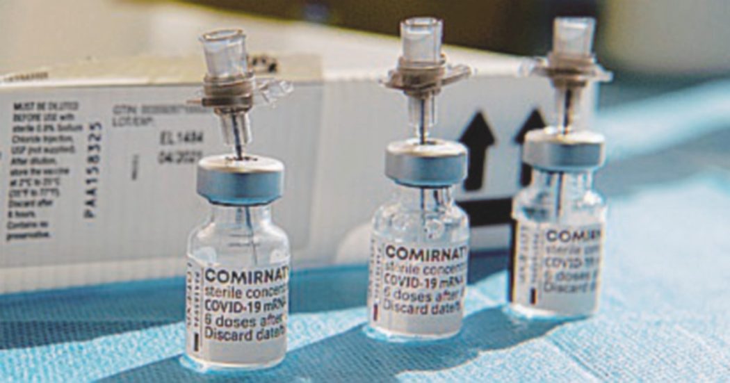 Covid, lo studio su Nature: “Con equa distribuzione dei vaccini un milione di vite in più salvate nel mondo”