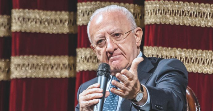 De Luca, mezzo Pd attacca lo sceriffo Il 23 il meeting contro il terzo mandato