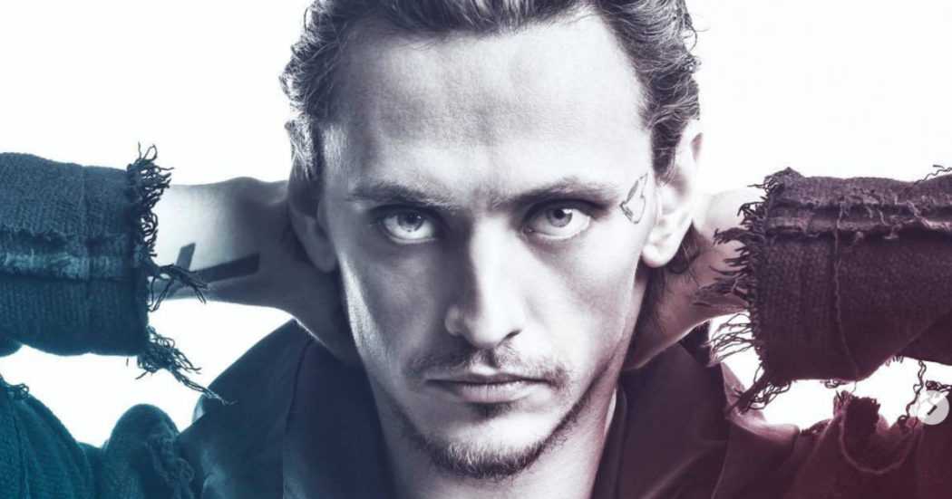 Il teatro Arcimboldi cancella lo spettacolo di Sergei Polunin, il ballerino russo con il tatuaggio di Putin: “Responsabilità politica e morale”