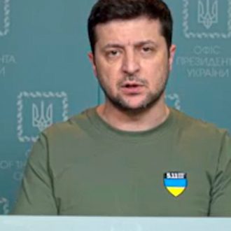Copertina di 45 – La prova di forza dell’Ucraina: un tavolo di pace tra i due leader
