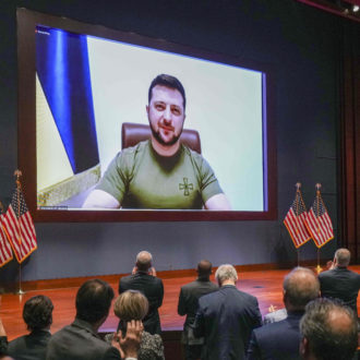 Copertina di Spiragli di pace in 15 punti: il Fatto di domani 17 marzo