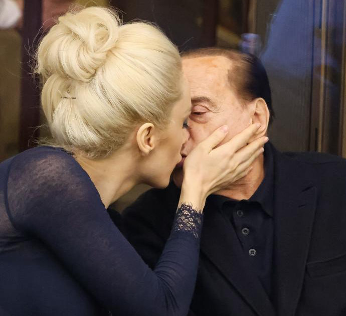 Silvio Berlusconi e Marta Fascina, sabato 19 marzo il “matrimonio simbolico”: ecco dove si terrà e chi sono gli invitati