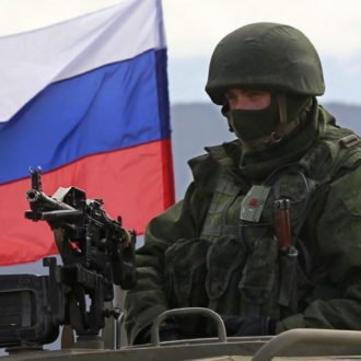 Copertina di Embargo a chi? Per anni armi “proibite” alla Russia