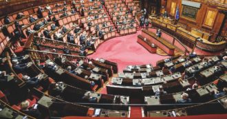 Copertina di Altro ricorso: la Casta vuole i vitalizi interi e gli arretrati