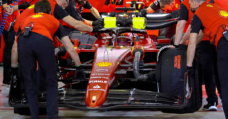 Copertina di Formula 1, in Bahrain pole position Ferrari: miglior giro per Leclerc davanti a Verstappen e Sainz
