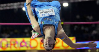 Copertina di Mondiali indoor di Belgrado, Gianmarco Tamberi bronzo nel salto in alto. Il campione olimpico si ferma a 2 metri e 31