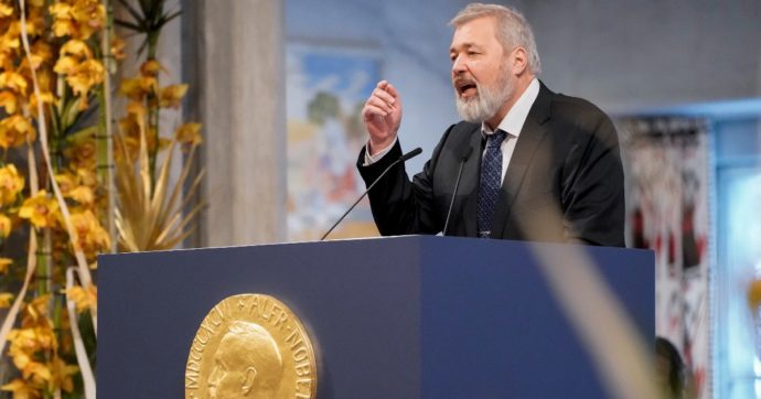 Guerra Russia-Ucraina, il Nobel per la Pace Dmitry Muratov dona il premio ai rifugiati ucraini