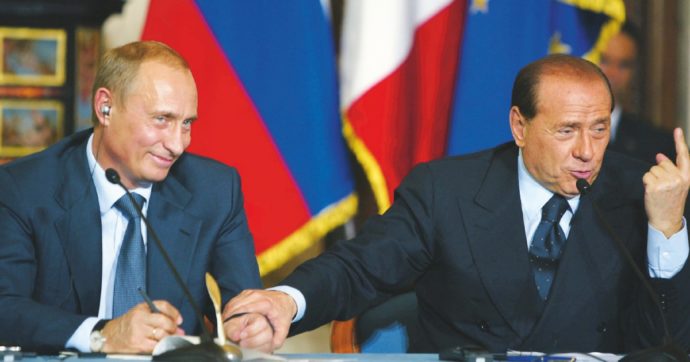 Copertina di I cablo Usa su Silvio e Putin: “Ma l’Eni lavora per Mosca?”