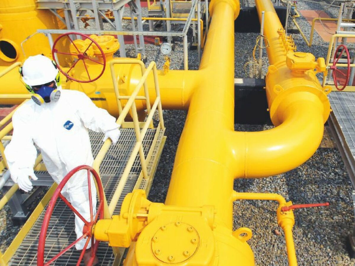 Prezzi del gas, quanto conta la speculazione? Esperti divisi: “Rincari legati a errori di valutazione degli operatori finanziari”. “No, pesa di più l’aumento della domanda”