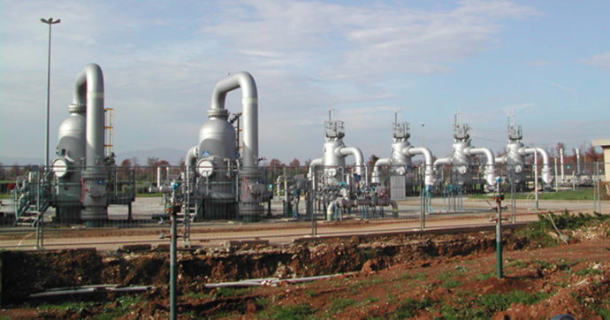 Algeria, secondo fornitore di gas dell’Italia, vicina a Mosca e amica di Roma. L’esperto: “Non è soluzione miracolosa, paese instabile”