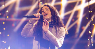 Copertina di Italia’s Got Talent 2022, trionfa Antonio Vaglica cantando Whitney Houston: ecco il podio