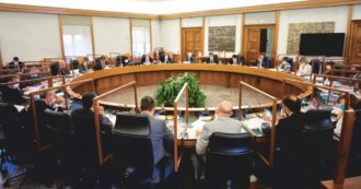 Copertina di Csm, i giudici e i rapporti con Palamara e Pittelli: il plenum non decide