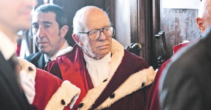 Mentì sul giudice che condannò Berlusconi: pena di 8 mesi. Il ricorso Cedu perde i pezzi