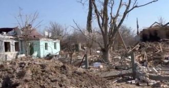 Copertina di Ucraina, viaggio nel paesino di Bashtanka completamente spazzato via dai bombardamenti russi: il paesaggio è spettrale