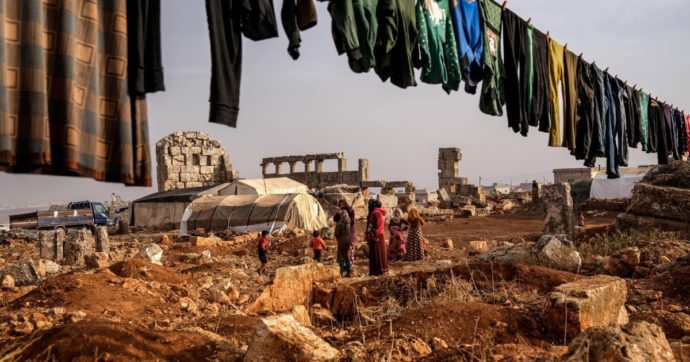 Copertina di Siria. Mosca vuol chiudere l’ultimo valico e bloccare gli aiuti ai civili