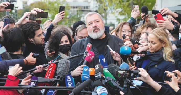 La guerra delle parole: Novaya Gazeta chiude