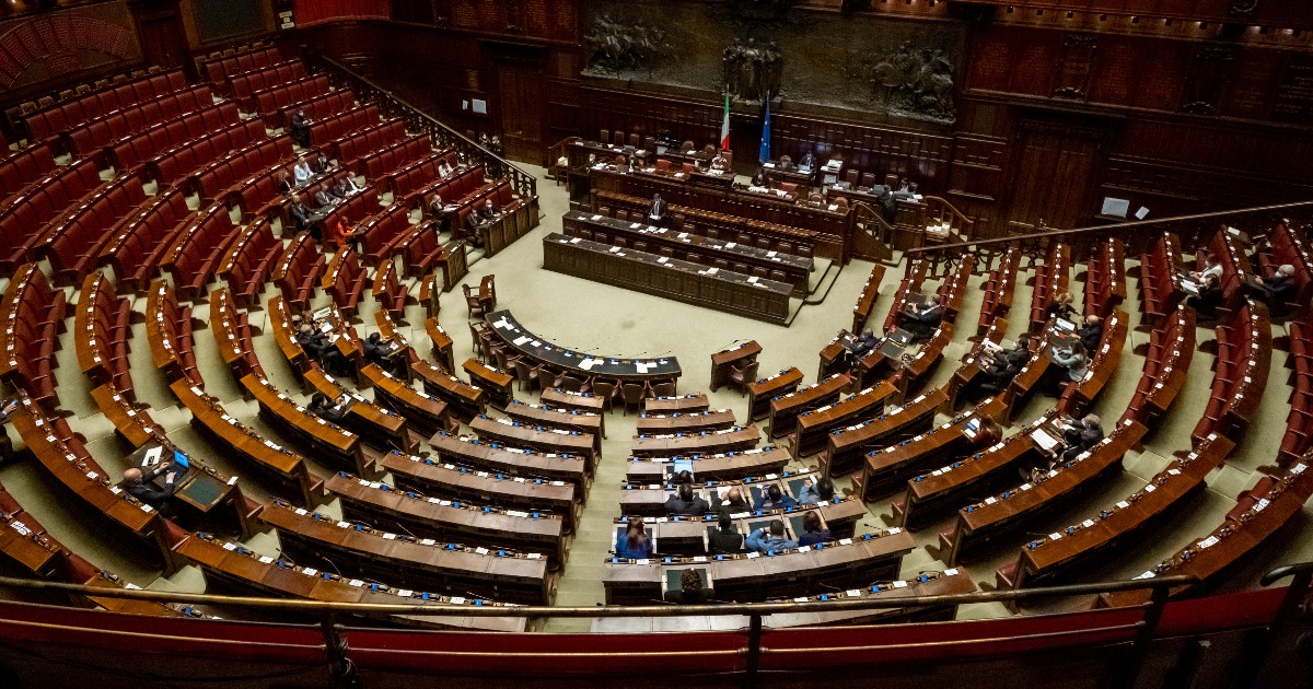 Decreto Ucraina bis, alla Camera manca per due volte il numero legale: la Lega è il partito con più assenti
