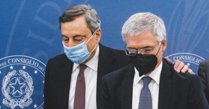 Pure per il governo il 2022 è a crescita zero