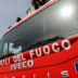 Copertina di Tre auto prendono fuco: dentro una delle vetture il cadavere carbonizzato di un pompiere. Giallo sull’incendio a Sesto San Giovanni