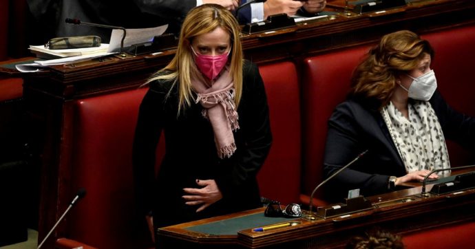 Riarmo, lo “sgambetto” di Giorgia a M5S e LeU: l’ordine del giorno non si vota