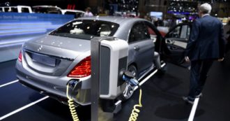 Copertina di Vecchia Europa, e quella forbice (troppo larga ) della transizione