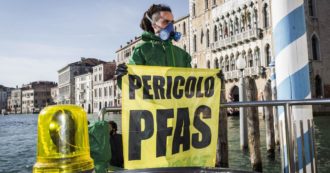 Copertina di “Tracce di Pfas nelle acque della Lombardia”: la denuncia di Greenpeace. Da Milano a Bergamo, ecco i dati della contaminazione