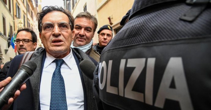 Copertina di Sicilia, Crocetta rinviato a giudizio per corruzione