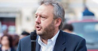 Copertina di “Lasciato solo contro Uggetti. Qualche 5stelle mi paga le spese”