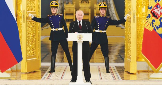 Copertina di La “Repubblica” Russa degli spot per Putin