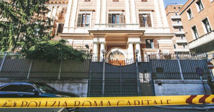 Le spie (senza accuse) e i 5 tecnici cacciati anche per far numero