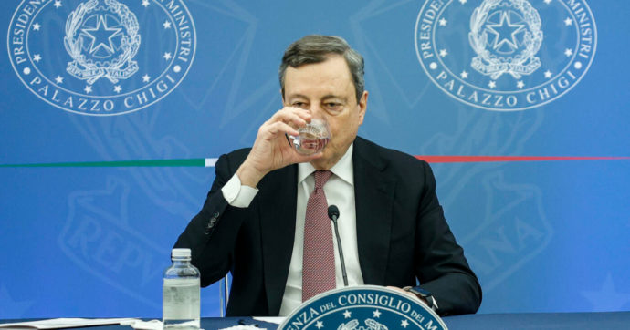 Secondo Draghi l’alternativa al gas russo è “spegnere i condizionatori”. Ma la realtà è profondamente diversa