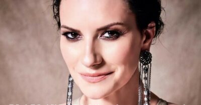 Copertina di Laura Pausini smentisce i rumor sui presunti scontri con Alessandro Cattelan: “Siamo molto amici. E ho trattato per ridurre i cambi d’abito a tre”