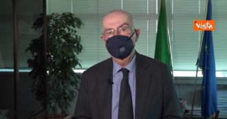 Copertina di Covid, l’analisi settimanale di Rezza: “Calano incidenza e Rt. Ma velocità di circolazione virale elevata: mantenere comportamenti prudenti”