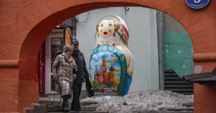 FT: guerra con la finanza, come nasce la strategia Usa delle sanzioni contro Mosca