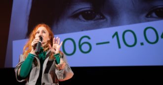 Copertina di F@ck this job, Vera Krichevskaja e la lotta contro la censura di Putin: questo è vero giornalismo