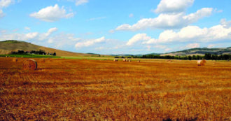 Copertina di Autonomia energetica e condivisione, ecco cos’è l’ecovillaggio