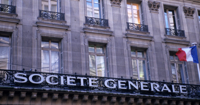 La francese Société Générale esce dalla Russia con una perdita di 3 miliardi di euro. Ma la borsa premia il titolo
