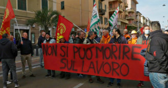 Copertina di Ex Ilva, a Genova il corteo dei lavoratori. Il prefetto promette un tavolo tra sindacati e azienda: “Problema di sicurezza va affrontato”