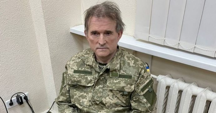 Guerra Russia-Ucraina, arrestato il deputato filo-Putin Viktor Medvedchuk: Zelensky propone uno scambio di prigionieri