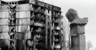 Copertina di Le viscide guerre del secolo buio