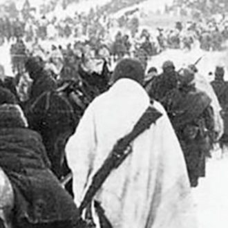 Copertina di “Eroi contro i russi”, l’insulto revisionista ai nostri Alpini