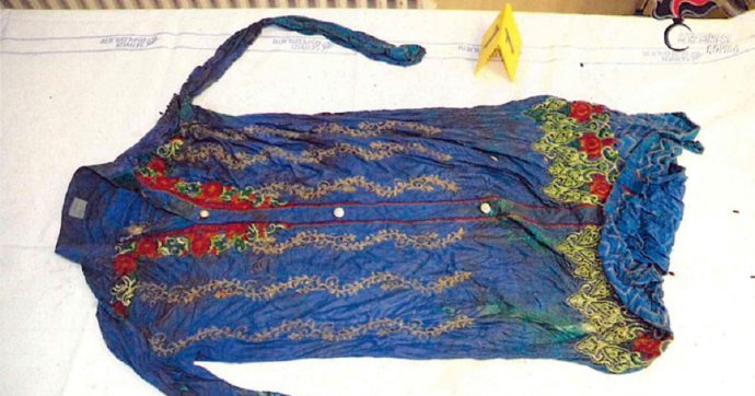 Rovigo, cadavere ritrovato nel Po: i carabinieri pubblicano le foto degli indumenti indossati dalla donna