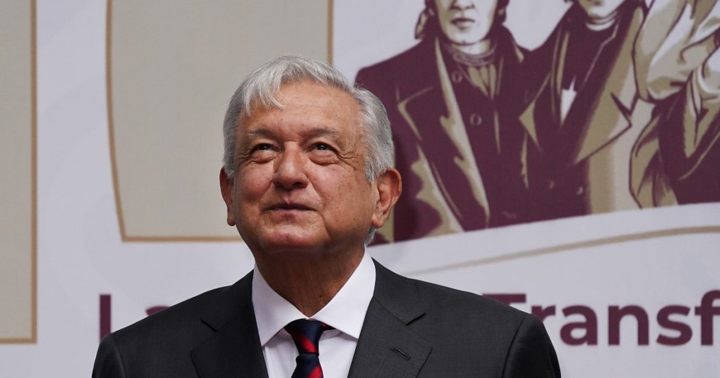 https://st.ilfattoquotidiano.it/wp-content/uploads/2022/04/13/obrador-1050x551.jpg