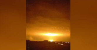 Copertina di Guerra Russia-Ucraina, i pesanti bombardamenti nella notte a dieci chilometri da Kiev – Video